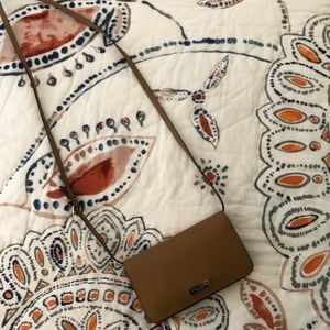 Henri Bendel wallet satchel w phone holder